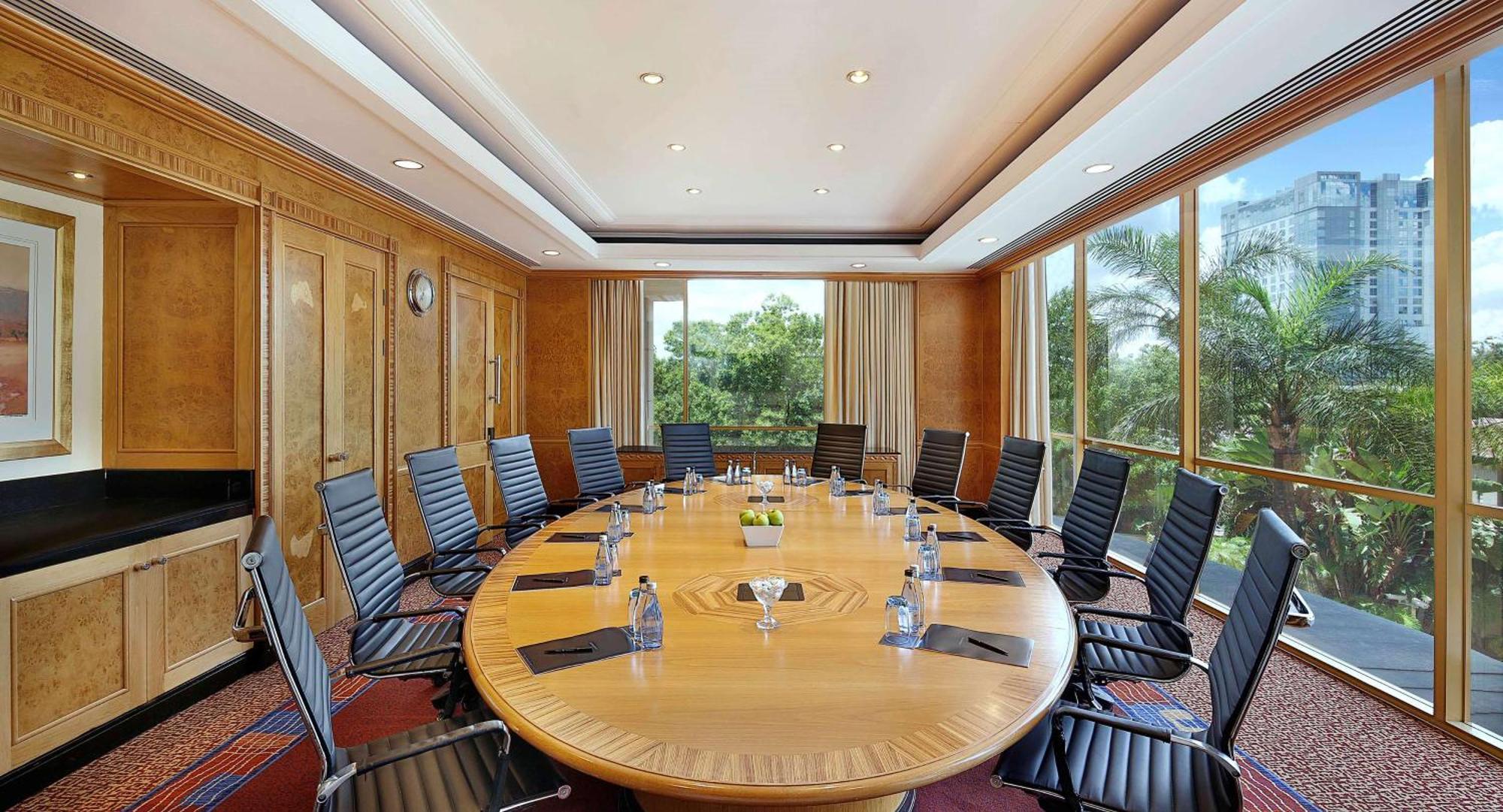 Nh Johannesburg Sandton Hotel Exterior photo Boardroom